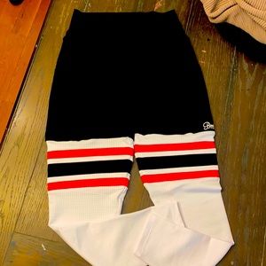 NEVER WORN bombshell leggings Large